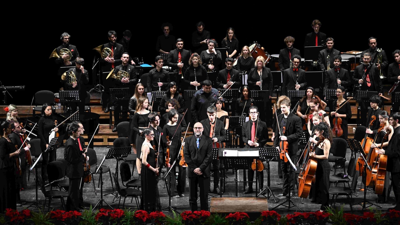 Goldoni Theatre, New Year's concert on January 1 Goldoni Theatre, New Year's concert on January 1
